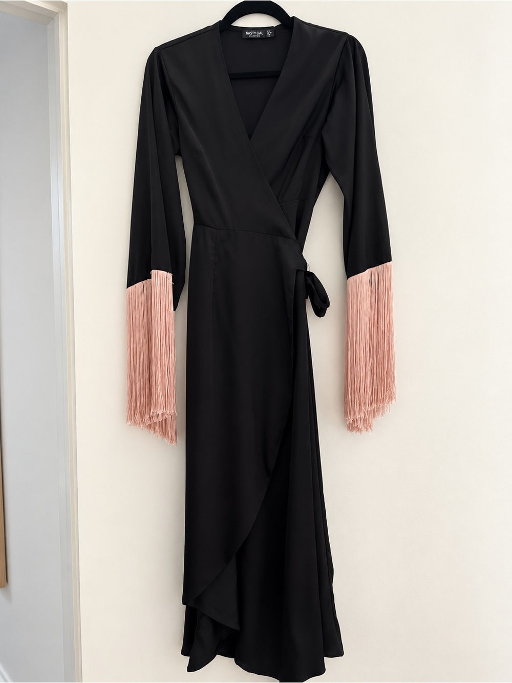 Nasty Gal Black Wrap Maxi Dress Pink Fringe Sleeves US 4